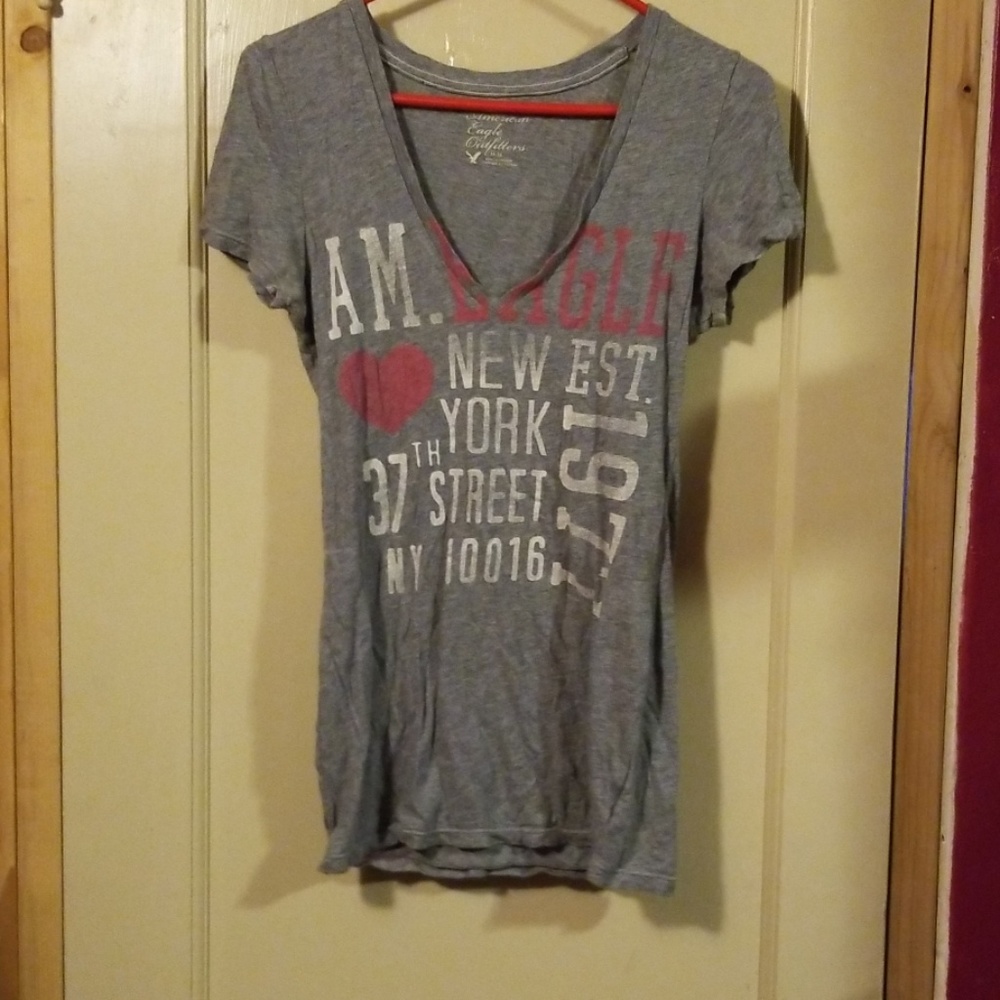 Grey tshirt